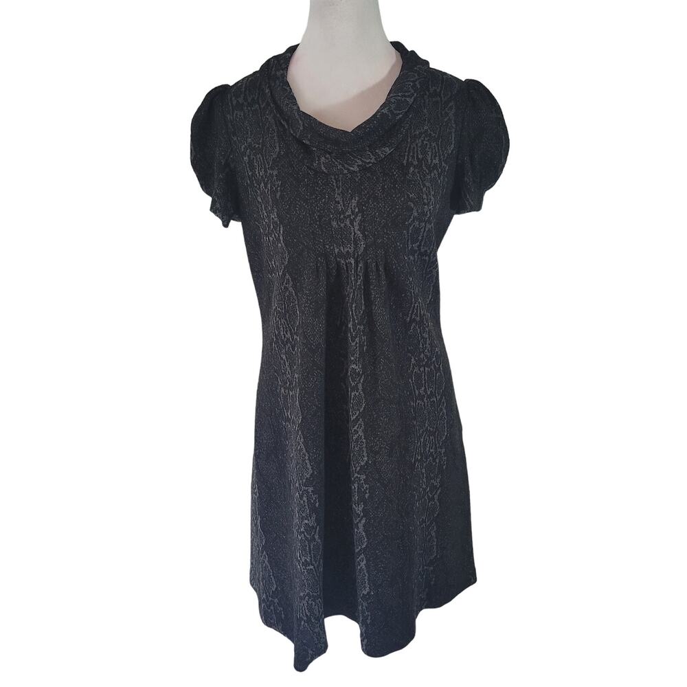 Calvin Klein Size 6 Short Sleeve Mini Sweater Dress Cowl‎ Neckline Boho